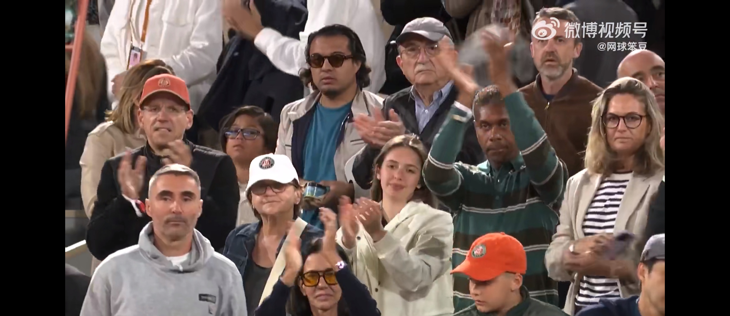 晋级下一阶段引爆全场！，德约科维奇意外战胜阿森纳观众掌声雷动的简单介绍-开云官网